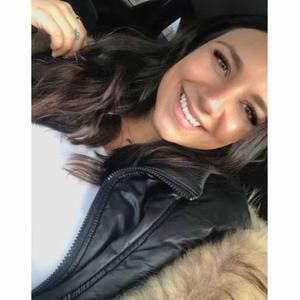 Meet your Posher, Rebecca